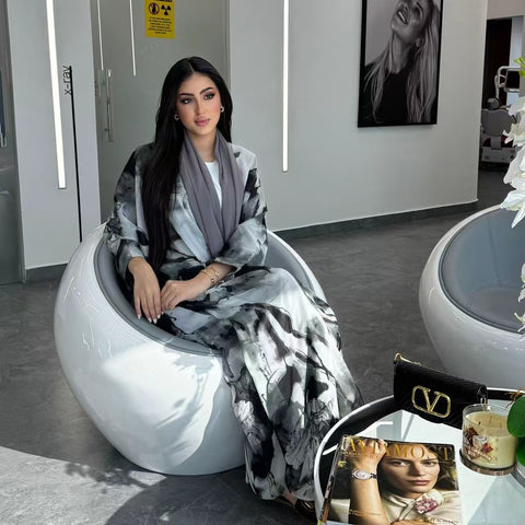 Noir Veil Élysée Abaya- Mavenne Bi