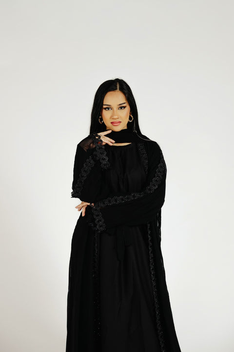 Crimson Étoile Abaya Set- Mavenne Bi
