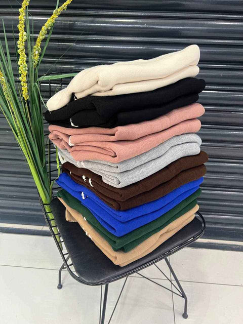 The Classically Cosy Set- Mavenne Bi