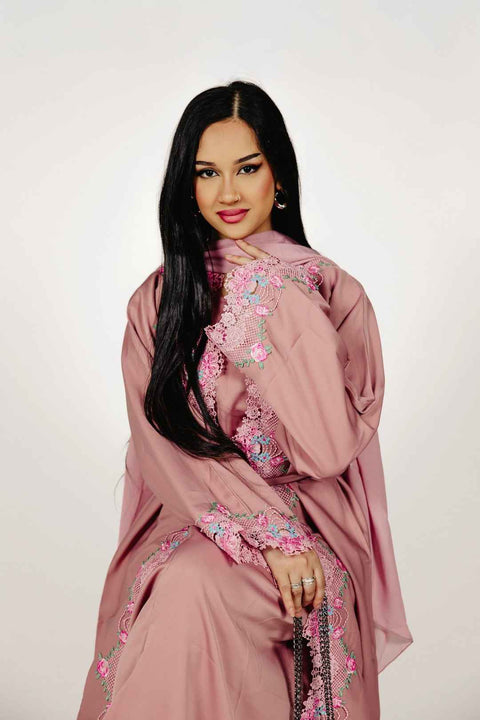 Rosé Allure Abaya Set- Mavenne Bi