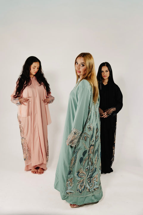 Queen's Garden Abaya Set- Mavenne Bi