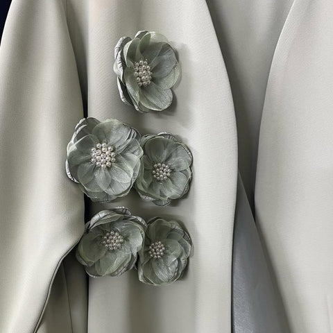 Mavenne BI – Bloom Embellished Abaya