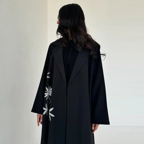 The Noir Flora Embroidered Open Abaya – Mavenne Bi