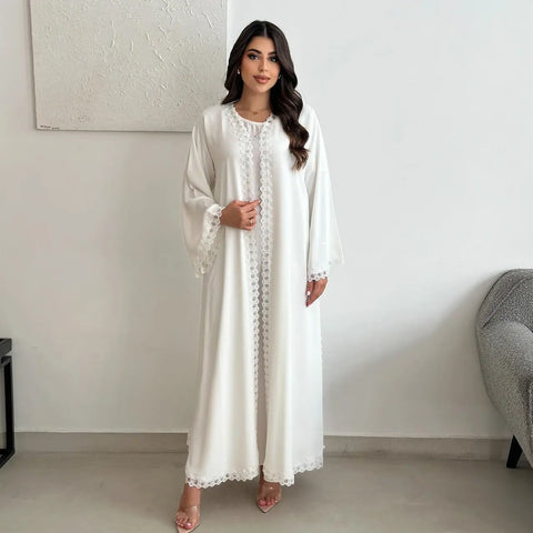 Mavenne Bi – The Opulent Lace Embroidered Abaya