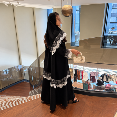 Étoile Lace Abaya Set- Mavenne Bi