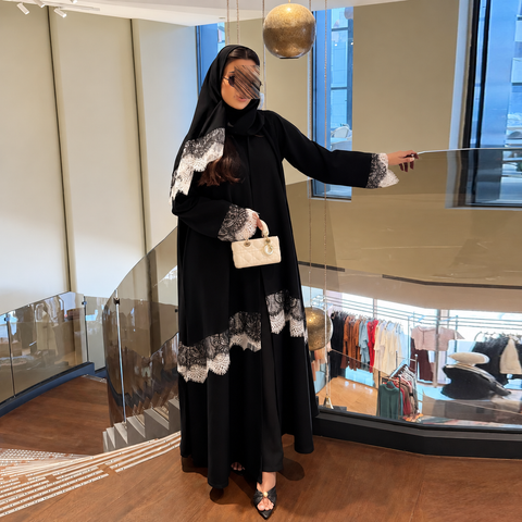 Étoile Lace Abaya Set- Mavenne Bi
