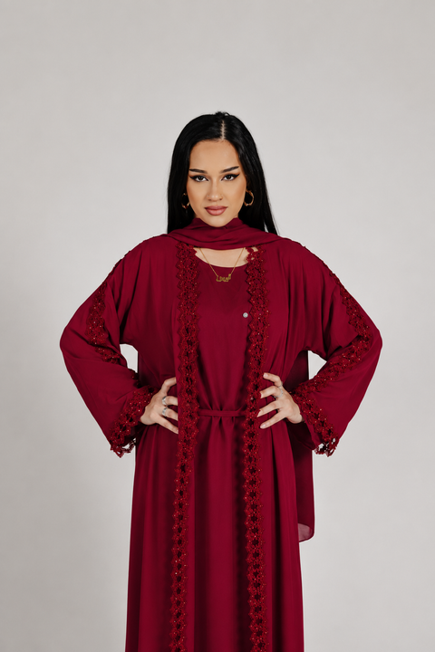 Crimson Étoile Abaya Set- Mavenne Bi