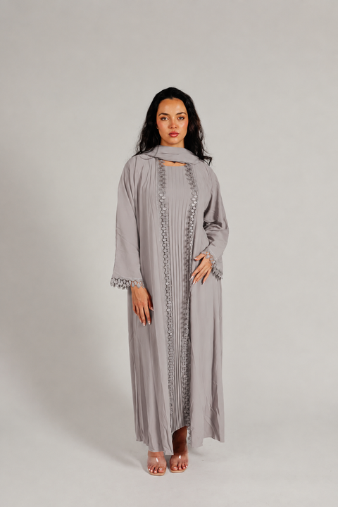 Élysian Pleat Abaya Set Grey- Mavenne Bi