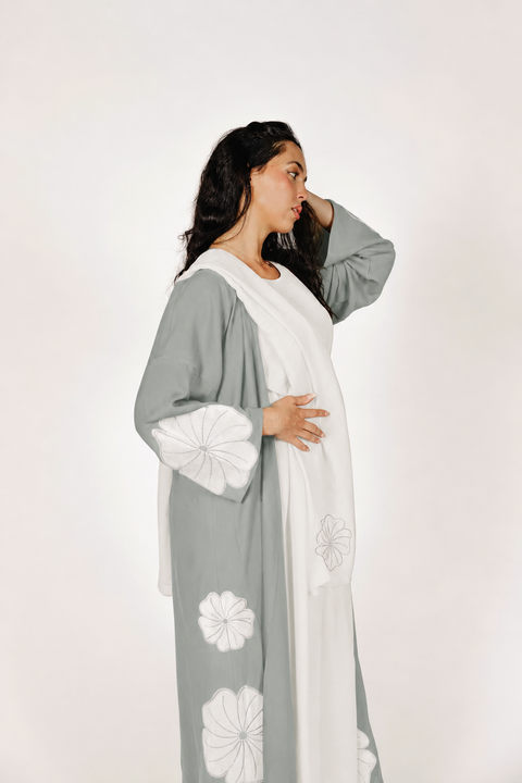 Sienna Bloom Abaya Set Sage- Mavenne Bi