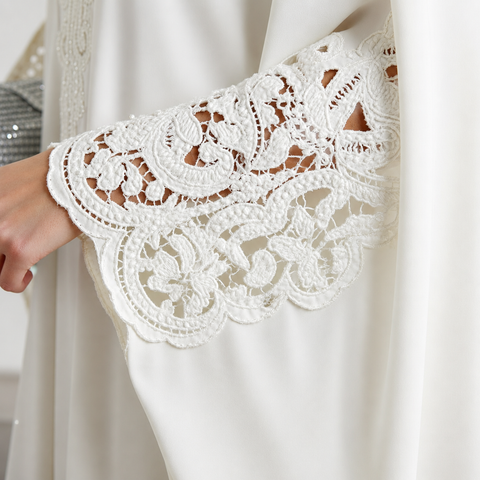 Noor Al Blanc Lace Abaya- Mavenne BI